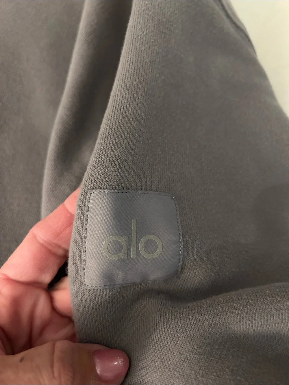 ALO Yoga women’s  Hoodie in Gray medium
